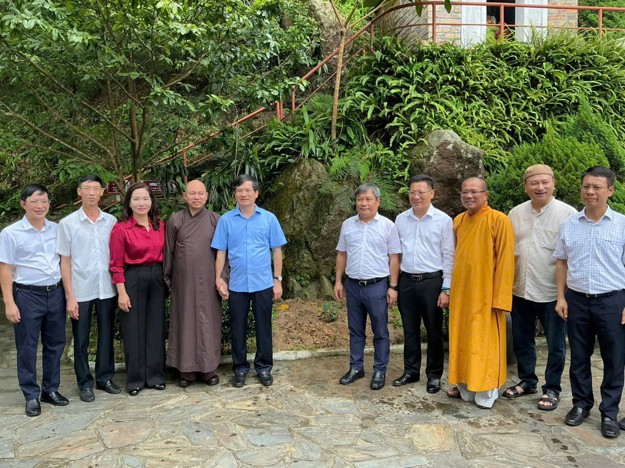 Quảng Ninh tiếp nhận và trồng cây bồ đề do Thủ tướng Ấn độ tặng Tổng Bí thư Tô Lâm tại Am Ngoạ Vân 