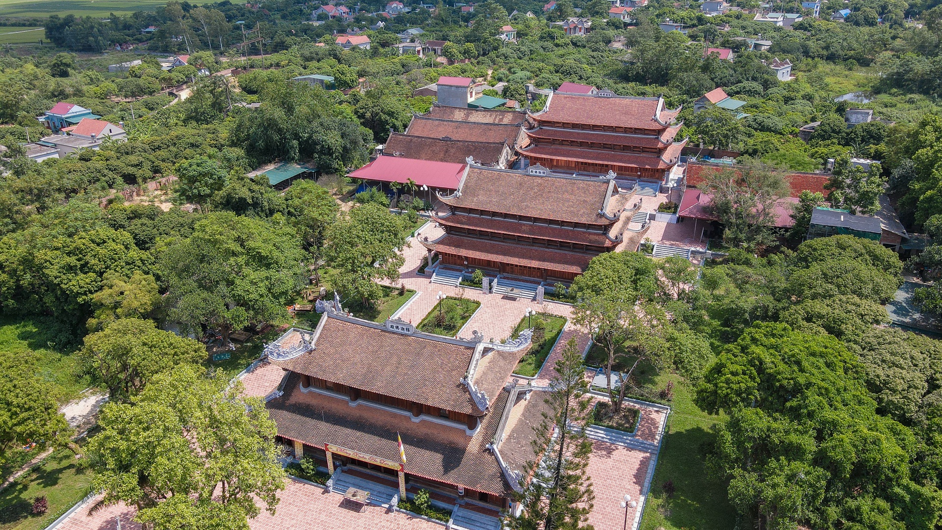 Ngôi chùa nghìn năm tuổi - Trường Đại học Phật giáo đầu tiên ở nước ta 