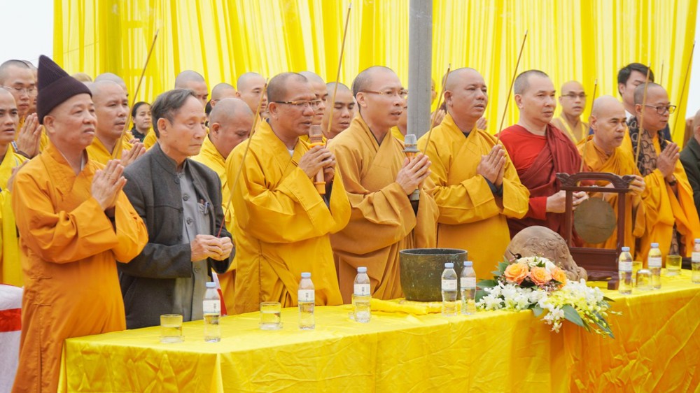 Long trọng đại lễ tưởng niệm 715 năm Phật Hoàng Trần Nhân Tông nhập Niết bàn 