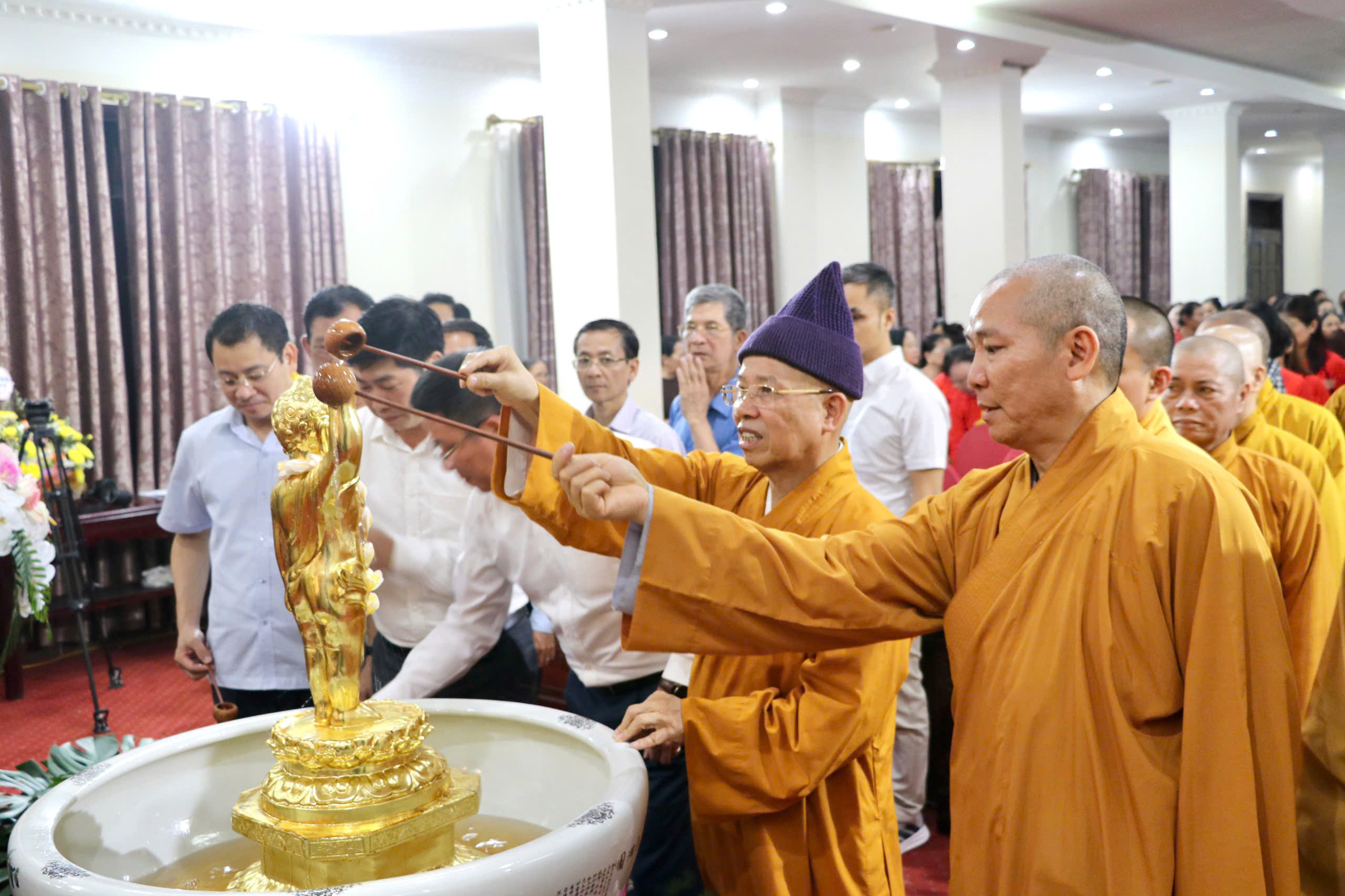 Ban Trị sự GHPGVN tỉnh Quảng Ninh: Khai mạc mùa Phật đản với nhiều hoạt động ý nghĩa 