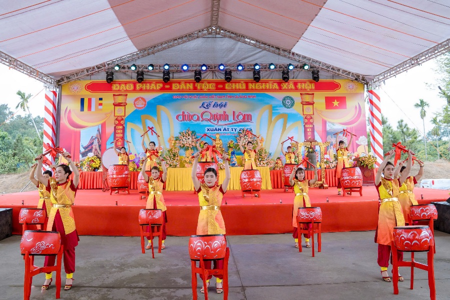 Đặc sắc lễ khai hội chùa Quỳnh Lâm, TP. Đông Triều 